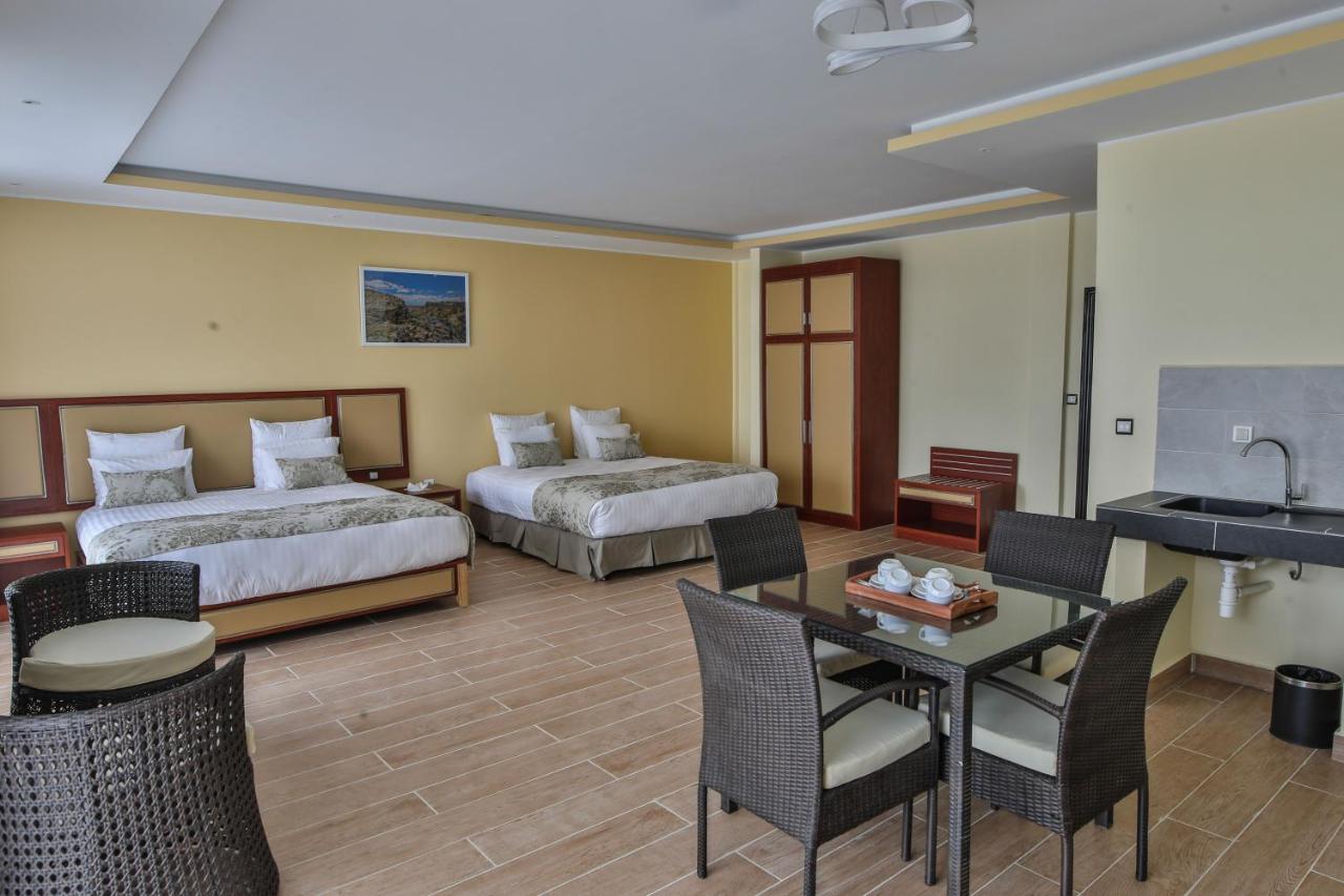 Hotel Menabe'L Antsirabe Eksteriør bilde